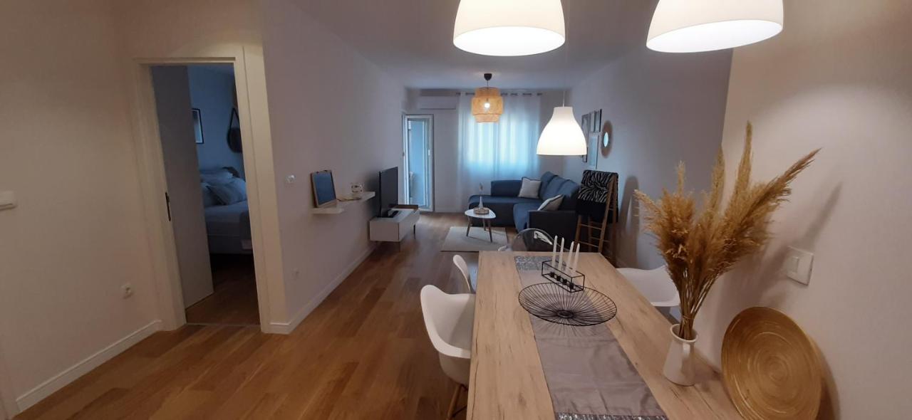 Lux Apartment Portovista Bar Exteriér fotografie